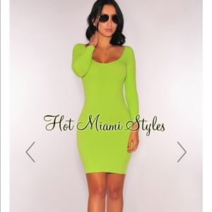 HOT MIAMI STYLES - SEAMLESS BODYCON DRESS LONG SLEEVE LIME GREEN